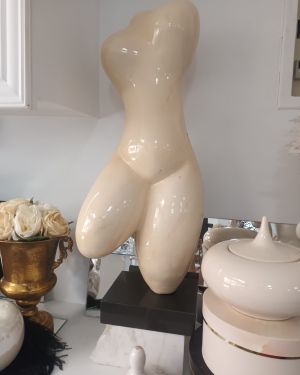 Sculpted Statuette Body