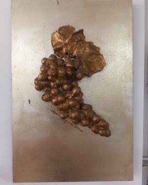 Sculpture Painting With Grapes